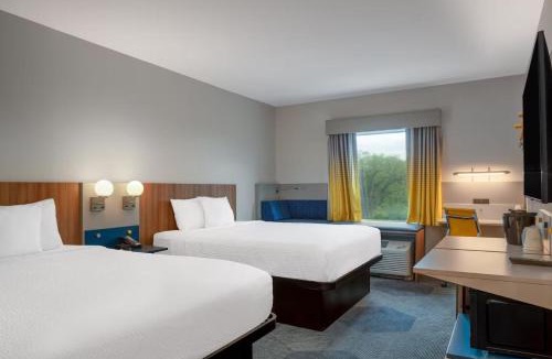 Danville Hotel | Microtel Inn & Suites by Wyndham Danville VA