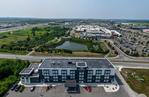 Kanata Lakes - Marchwood Lakeside - Morgan's Grant - Kanata Hotel | Microtel Inn & Suites by Wyndham Kanata Ottawa West