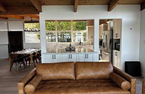 Mill Valley House | Middle Ridge Spectacular View - 5 Bedroom