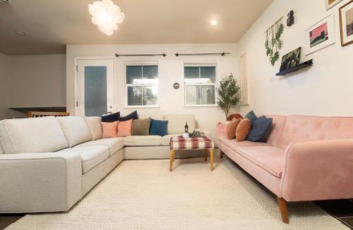San Jose House | Midnight Modern