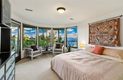 Burien House | Million $ Views 4BR 2.5BA Overlooking the Salish Sea Burien hot tub with view BBQ