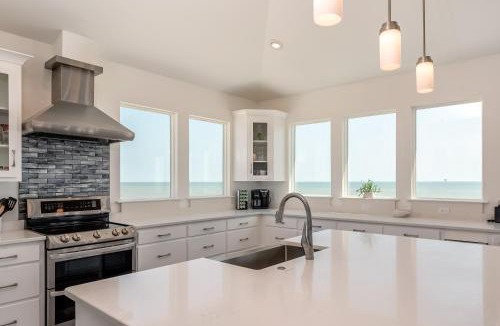 Dauphin Island House | Moasis - 103 Tovar Ct