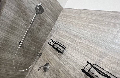 Dover Apartment | Modern 2 Bedroom Apartment—