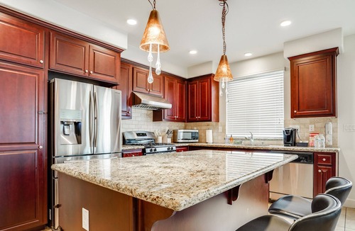 Centerville House | Modern and Cozy. 3bed 3bath. SF Bay Area