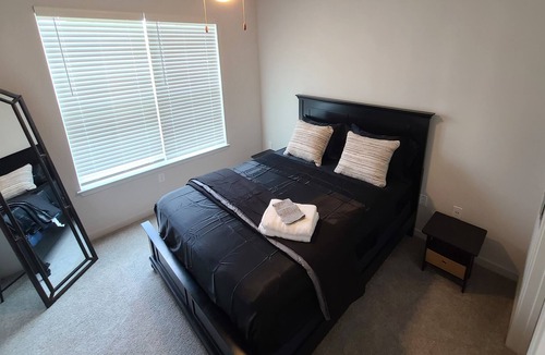 Clermont Apartment | Modern Apt!! Near Montverde Academy! w/POOL & GYM!!