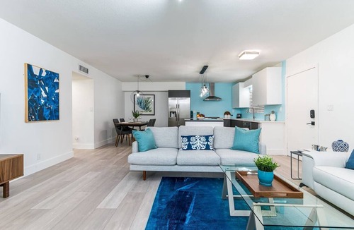 Deerfield Beach Condo | Modern Beach Villa 1 Locate Between Boca Raton &Deerfield Beach