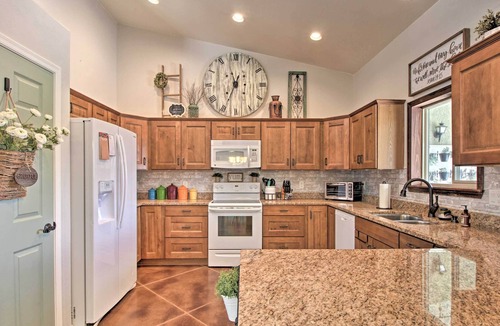 Pomerene House | Modern Benson Home w/ Views ~ 40 Mi to Tucson