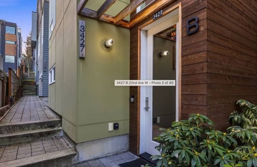 Magnolia House | Modern House In Magnolia, Hot Tub, Rooftop Patio!