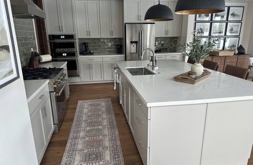 Truckee House | MODERN Mountain Lodge Luxury @ Schaffer's Mill - STUNNING, NEW 4-bedroom