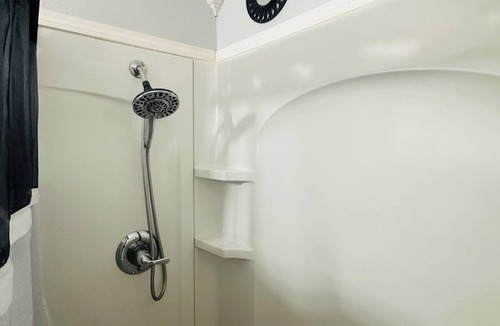 Little Rock House | Modern Private Room Easy Access to Everything