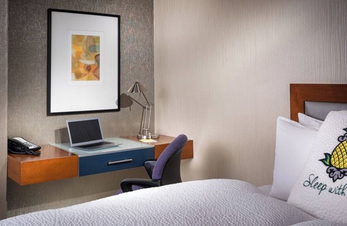University District Hotel | Modern Seattle Stay | 1 King Bed | Near University District