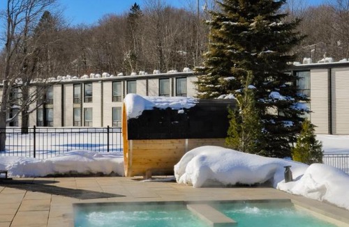 Sainte-Adele Hotel | Mont Gabriel, Sainte-Adèle, a Tribute Portfolio Resort