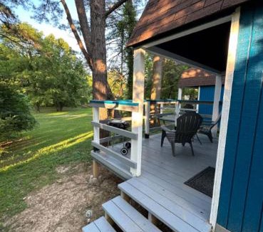 Mc Caskill Other | Montana Cabin at Crater Diamonds
