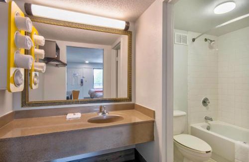 Lafayette Hotel | Motel 6-Lafayette, LA