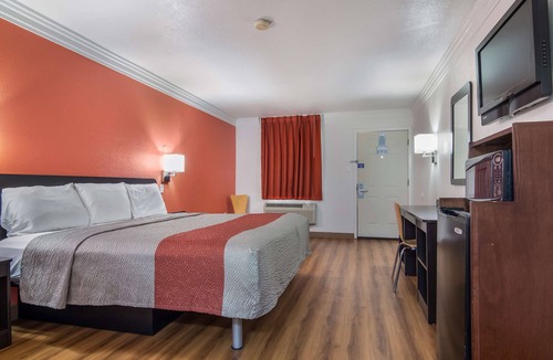 Marshall Hotel | Motel 6 Marshall, TX
