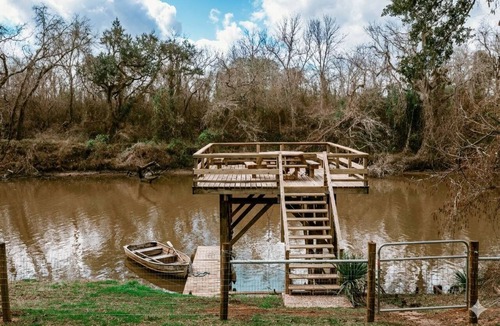 Cedar Lane Resort | Mount Olive Ranch Sleeps 60