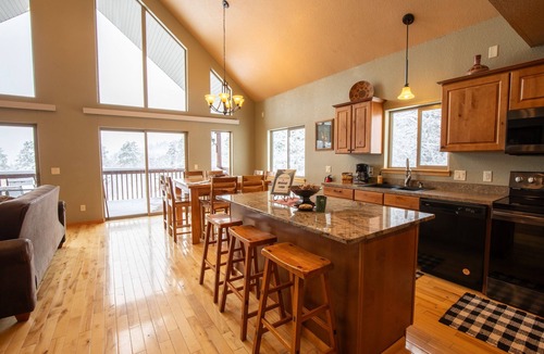 Lead Cabin | Mountain Lodge*ATV Trails*Hiking*Beautiful View!