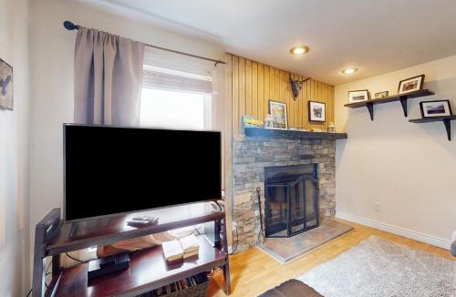 Eagle-Vail Apartment | Mountain Stream Condo