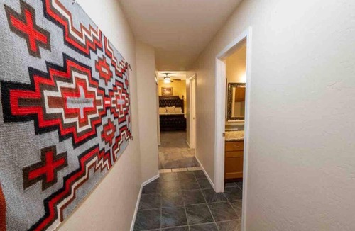 Pinnacle Hill House | Mountain View Hideaway with Heated Pool