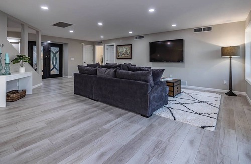 Mountain Gardens Estates House | Mountainside Villa-Luxury Desert Retreat w/ Panoramic Views