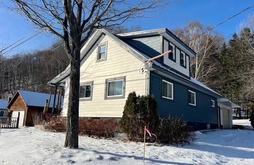 Munising House | Munising Lakeview Getaway