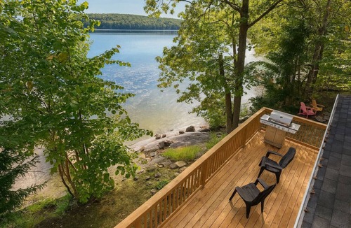 Utterson Cottage | Muskoka Waterfront Cottage on Three Mile Lake