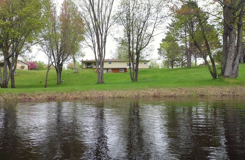 Republic House | My Mother's House - A quiet home on the Michigamme River