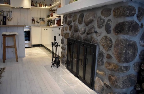 Mont-Tremblant Pedestrian Village Cottage | -Nansenhus -Ski In/Out -4 bedrooms -EV Charger -Fire place