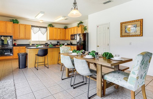 Windwood Bay House | Near Disney & Golf: Pet-Friendly Davenport Home!
