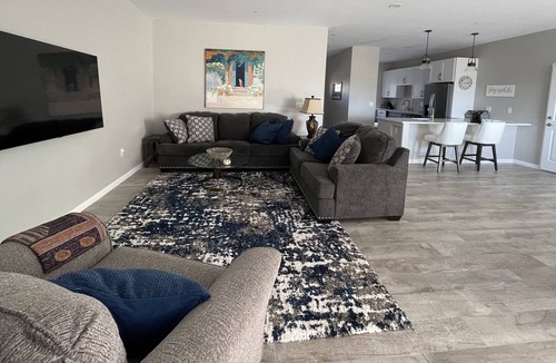 Tucson House | New Home - 1 acre w/views & Privacy - New Discounts
