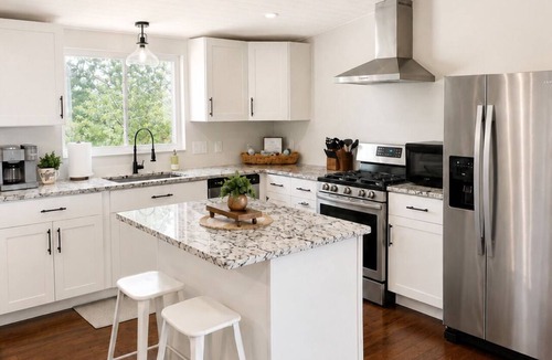 St Ignace House | *NEW*Lakeside Retreat~Mackinac Island Direct View!