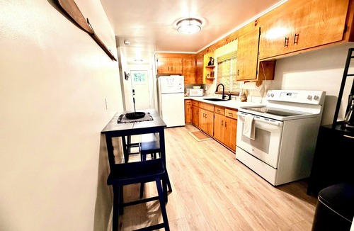 Pine River House | NEW LISTING! Charming Crimson Cottage on Beautiful Crystal-Clear Long Lake.