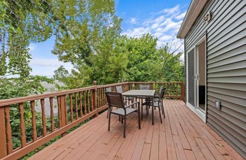 Janesville Villa | New Luxury House in the Heart of Janesville