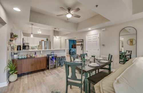 Bluff City Condo | “New” Speedway Skyview: Modern Trackside Stay, 3BR