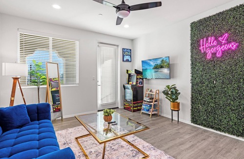 Anaheim Hills Apartment | Newly Remodeled 2BR Apt + Mins to Disney + Arcade