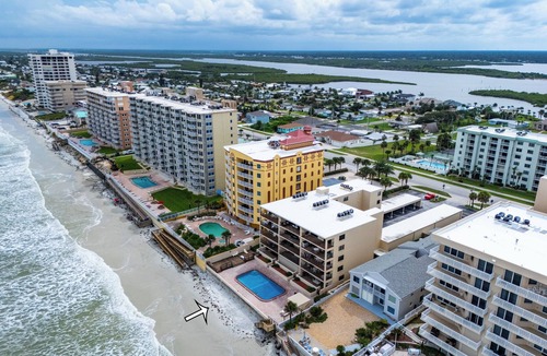 Daytona Beach Shores Condo | Newly remodeled, fully furnished, 3-bed/2 bath condo with direct ocean access
