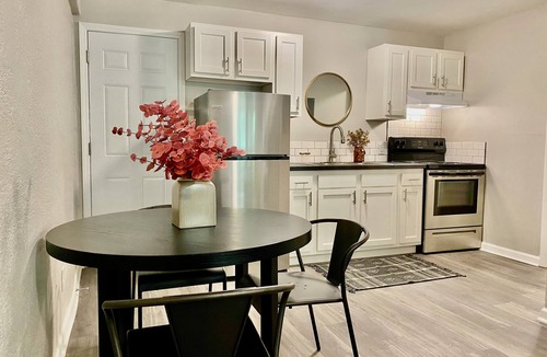Beech Grove Apartment | Newly Remodeled Furnished Apts - 1 bed, 2 bed, and studios