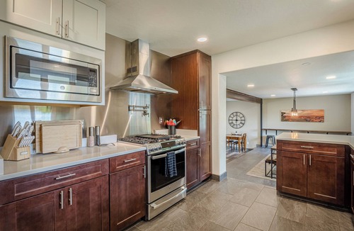 Palisade House | *Newly Remodeled* Perfect for Groups