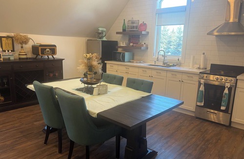 Caledon House | Newly renovated 1 Bedroom apartment in Alton, Ontario