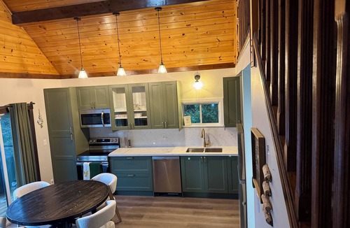 Northern Bruce Peninsula Cottage | Newly renovated Tobermory, Breathtaking Sunset