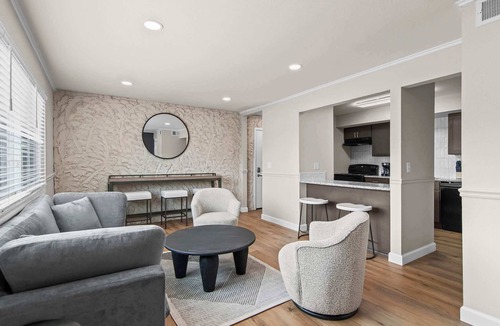 Springfield Apartment | Newly Renovated Unit in Central Spfld! #204