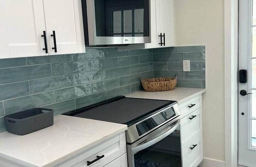 Avondale House | Nice and cozy duplex apartment!