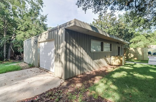 Mississippi City House | Nice Gulf Coast Home near Beach, Casinos, Downtown & Hwy 90 access!