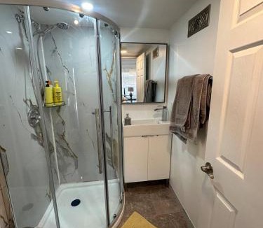 Guelph Apartment | Nimo Homestay , Compact Studio Apartment Guelph