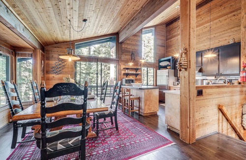 Truckee Cottage | Northstar Sanctuary w/Decks, Close to Tahoe Fun!