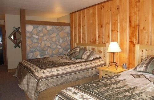 Truckee Apartment | Northstar Village Studio