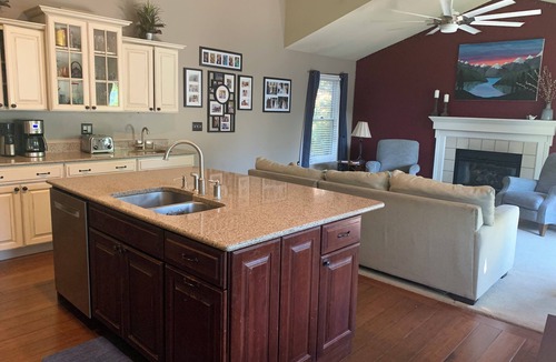 South Bend House | Notre Dame Events, big house close to campus