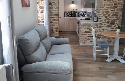 Saint-Pierre-d'Artheglise Apartment | Nouveau Gîte Situé au Coeur du Cotentin