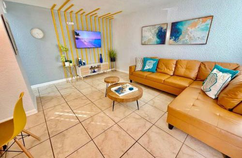 Indian Harbour Beach Apartment | Ocean 17 - Seaglass Cottage