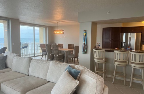 Indian Harbour Beach Condo | Ocean front TOP FLOOR Condo with wrap around deck